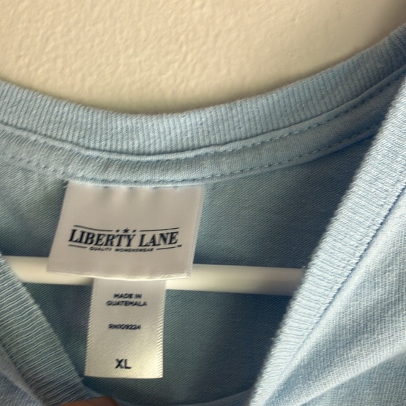 Vintage Liberty Lane Tee w/ robin - Picture 3 of 4